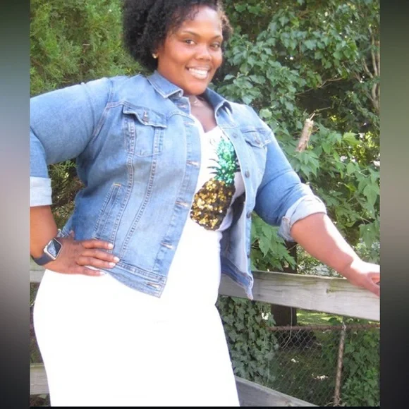 White skirt nice Material and great fit - Picture 1 of 1